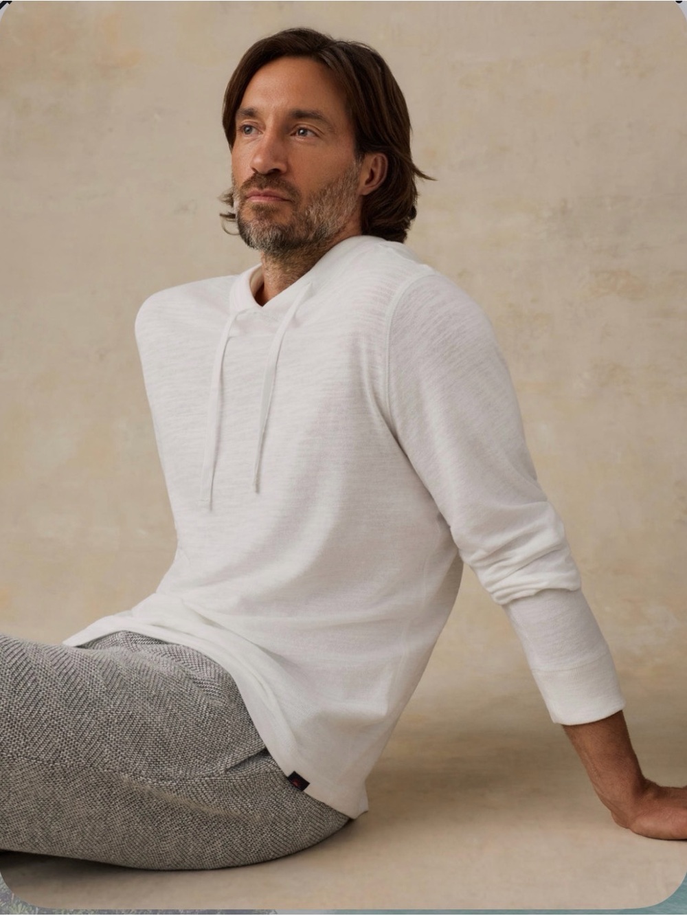Faherty men’s Sunwashed white cotton Organic Hoodie size 3XL
